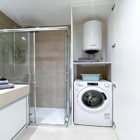 B-rent Oasis Emma's - 5 People Apartman *