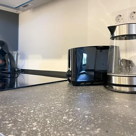 B-rent Oasis Emma's - 5 People *