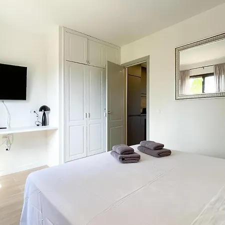 B-rent Oasis Emma's - 5 People *